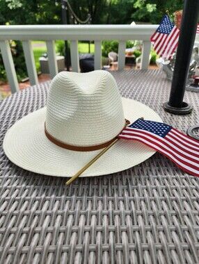 New Old Navy Classic Cream Straw Fedora with Brown Band - Women Accessories